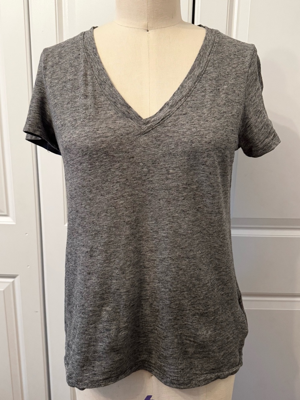 Madewell Heather Gray V-Neck Short Sleeve Tee